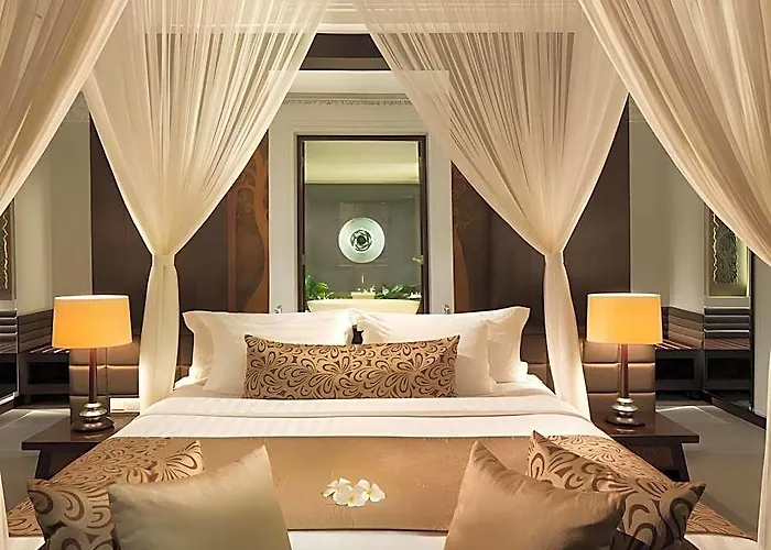 White Rose Kuta Resort, & فندق ليجيان