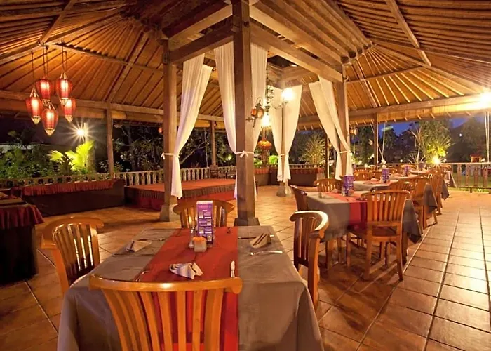 White Rose Kuta Resort, & فندق