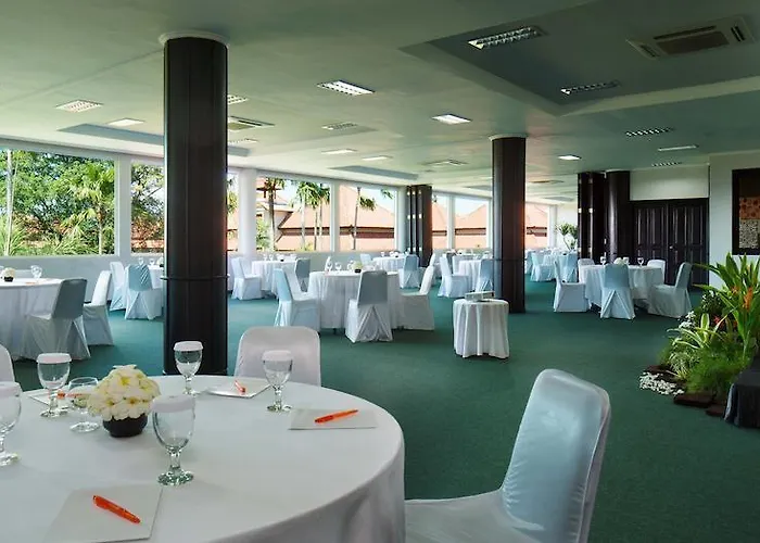 فندق White Rose Kuta Resort, & 4*