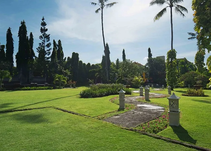 White Rose Kuta Resort, & 4* ليجيان