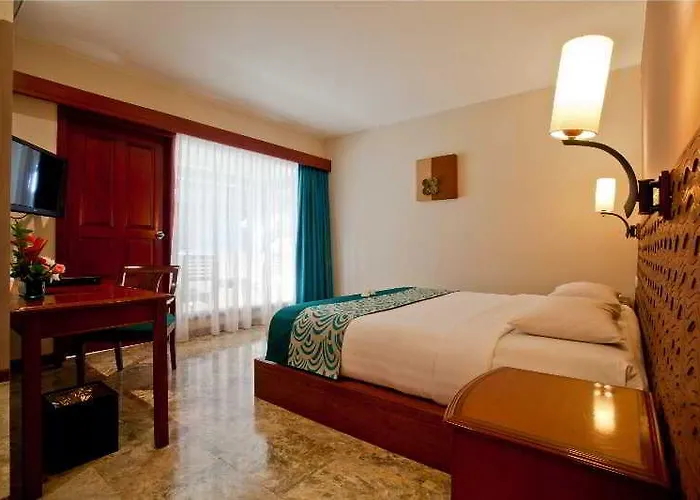 فندق White Rose Kuta Resort, &