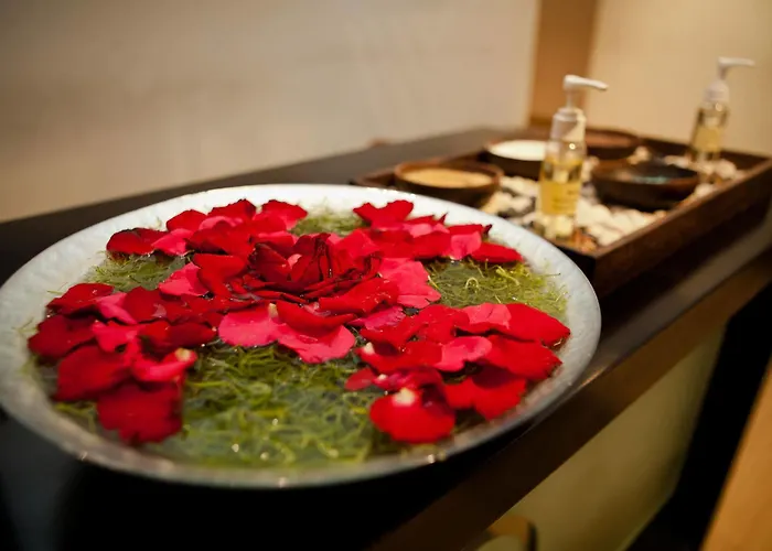 White Rose Kuta Resort, & 4*