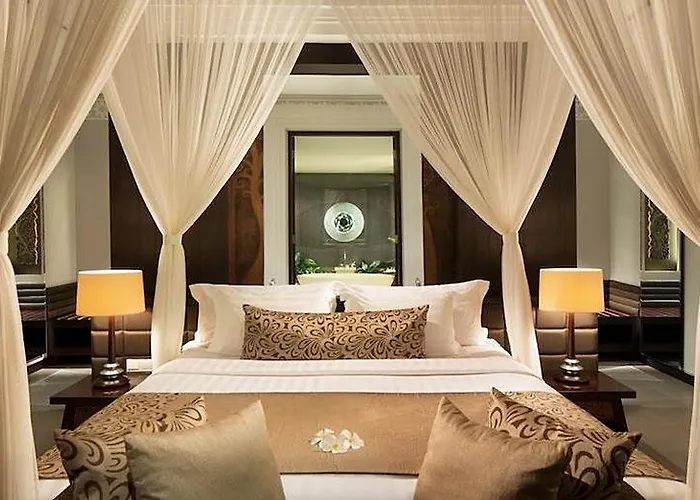 White Rose Kuta Resort, & فندق 4*
